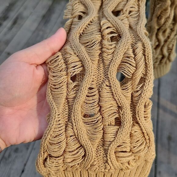 Isa Boulder Fudgy Leg Warmers Sand M-L SSENSE NWT - Picture 3 of 4